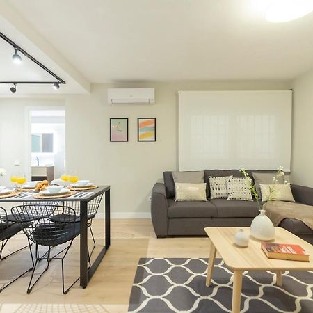 Dobohomes - Clara Del Rey Madrid Exteriör bild