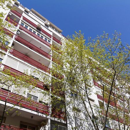Dobohomes - Clara Del Rey Madrid Exteriör bild