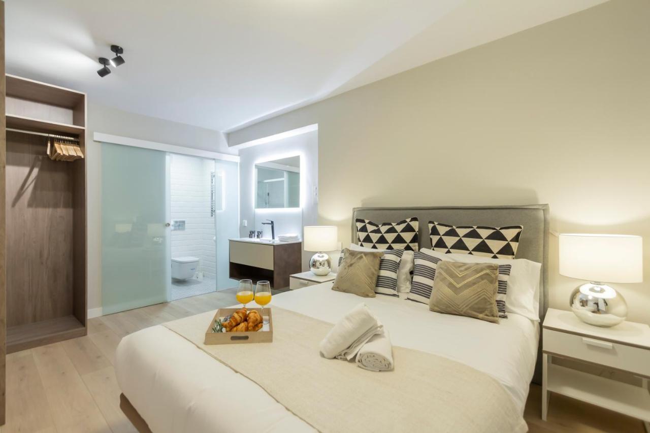 Dobohomes - Clara Del Rey Madrid Exteriör bild